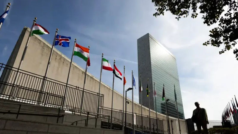 Иран осъди повторното въвеждане на санкции на ООН заради ядрената му програма