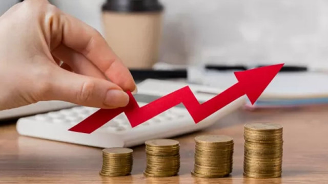 Фискалният съвет прогнозира над 5% дупка в хазната в края на 2025 г.