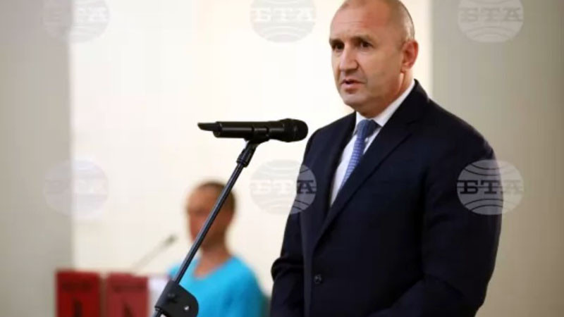 Радев в СУ: Само чрез историческата истина можем да градим добросъседство с РС Македония