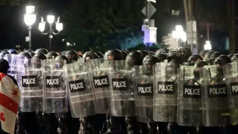 След местните избори в Грузия: Масови протести, сблъсъци и арести