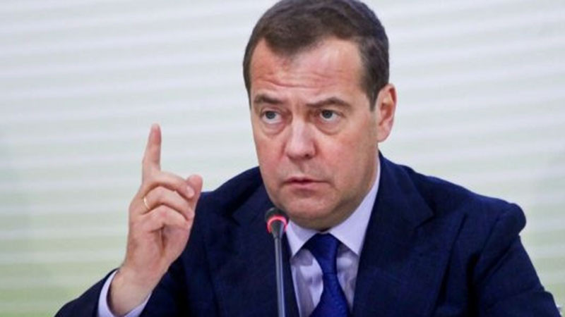Медведев: Европа трябва да изпита от първа ръка опасността от война