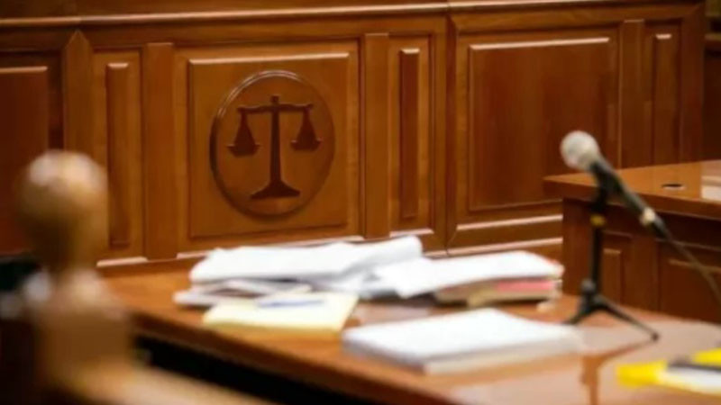 Застреляха съдия по време на заседание в Тирана
