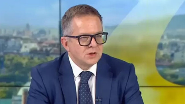 Дончо Барбалов: Бюджетът ни вкара в еврозоната. Не виждам щети или жертви