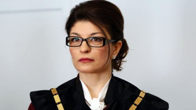 Десислава Атанасова е докладчик по делото за противоконституционност на кабинета "Желязков"