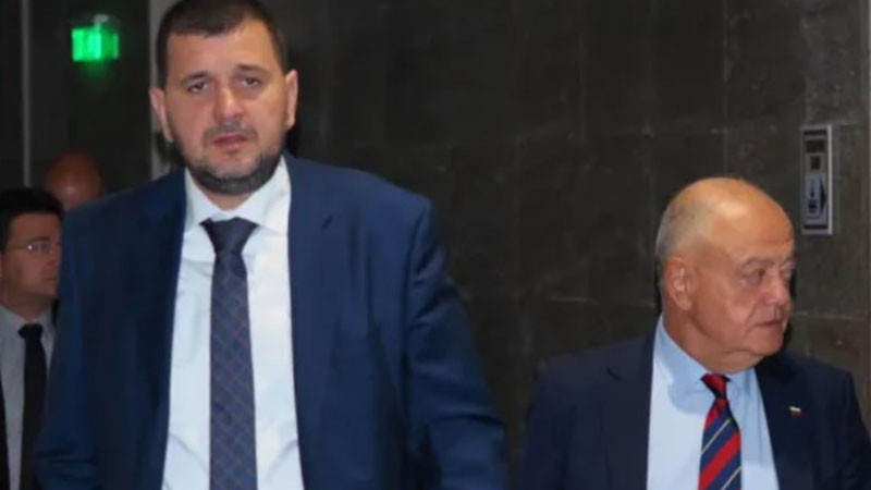 ДБ: Да отпаднат почивните понеделници