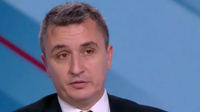 Александър Николов за "Лукойл": България не иска да продава на страна-член извън НАТО