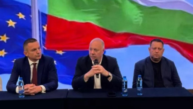 Желязков пред ГЕРБ-Варна: Управлението няма алтернатива, работим по изпълнение на национални цели