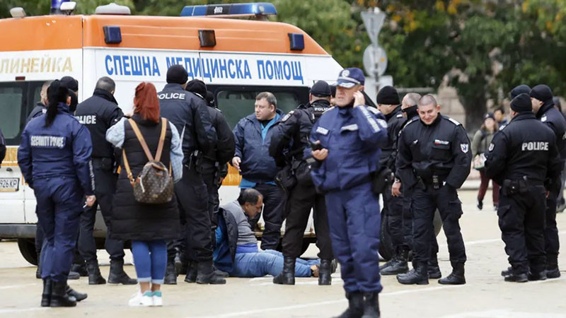 Мъж опита да се самоубие до трасето на маратона в София