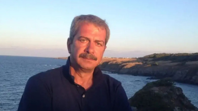 Евгени Михайлов къв ПП-ДБ: Драги, вие платихте рекламната кампания на ДПС