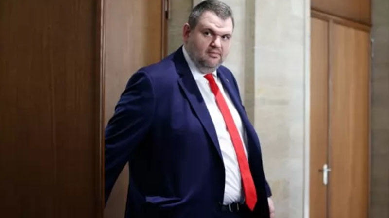 Пеевски успокои страстите: Избори няма да има! Купонът се отменя!