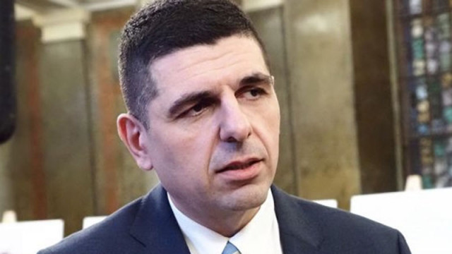 Ивайло Мирчев: ГЕРБ дърпа шалтера на държавата, Борисов няма план