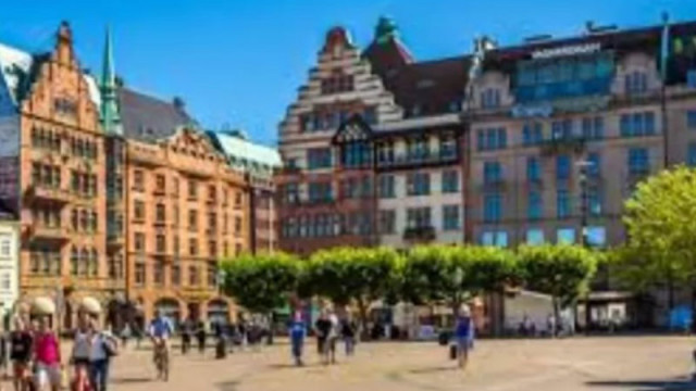 Организаторите на Международния еврейски филмов фестивал заявиха че са били