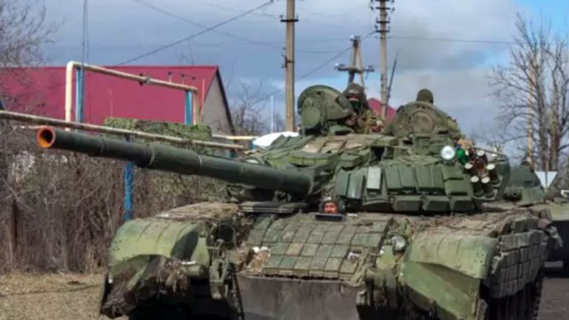 OSINT: Русия жертва в боевете редки танкове от времето на Сталин, пази новите си машини