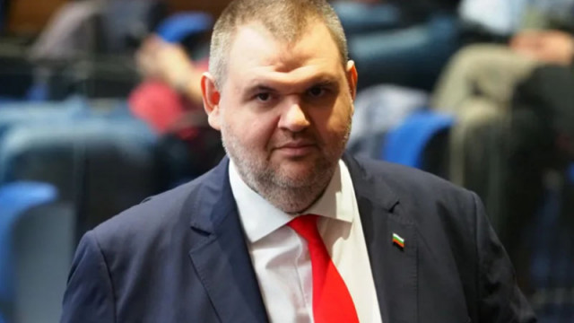 Пеевски: Пълна подкрепа за правителството, докато работи за хората