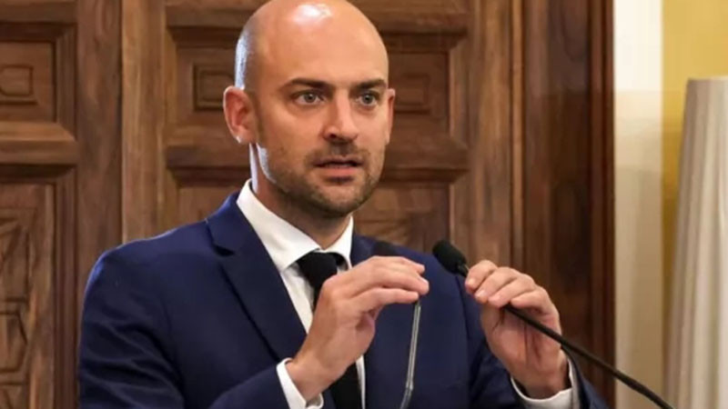 Париж: Путин може да дойде в Европа само ако ще подпише незабавно спиране на огъня