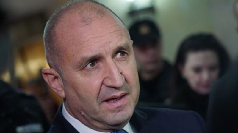 Радев: Надявам се, опитният Борисов да обясни на ментора си, че държавата не е детска игра с колички