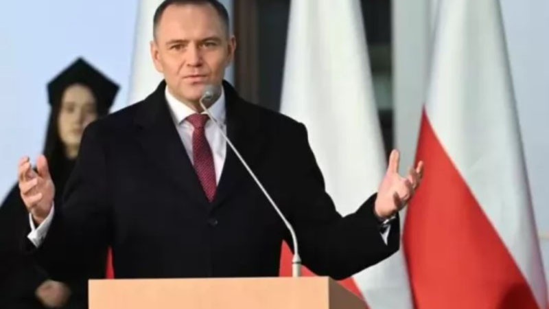 Навроцки: Ще направя всичко, за да предпазя Полша от война