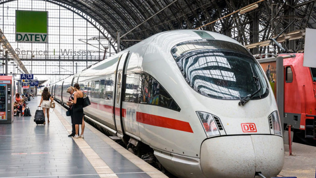 Eurostar пуска за първи път двуетажни влакове през тунела под Ламанша