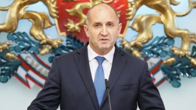Румен Радев върна за ново обсъждане измененията в законите за ДАР и ДАТО