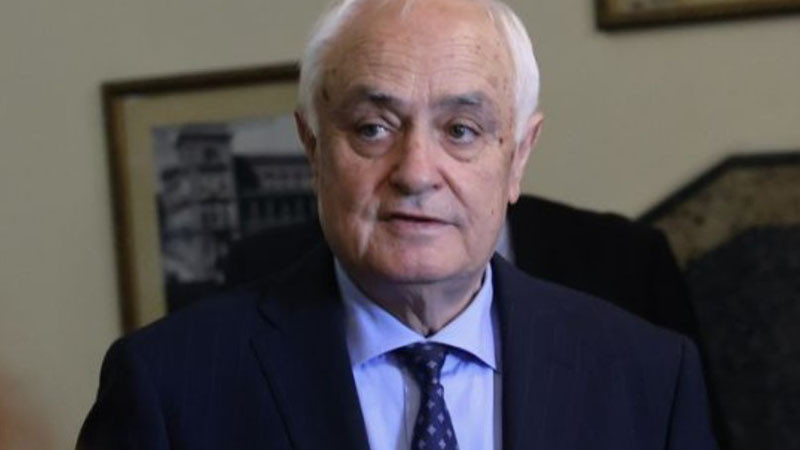 Атанас Запрянов: Тази година имаме пари да наемем 1000 военнослужещи