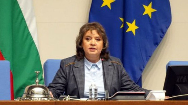 Наталия Киселова свиква извънредно заседание на парламента във вторник
