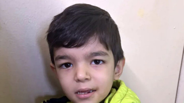 8-годишно дете е намерено само в района на Младежки център - Добрич. Издирват родителите