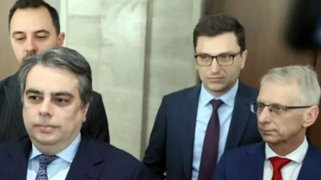 Асен Василев: Проектобюджетите на НЗОК и НОИ са скандални