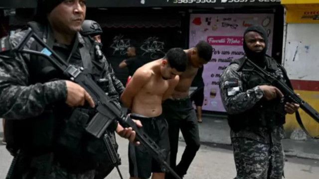 Най-смъртоносната операция срещу наркобандите в Рио де Жанейро отне живота на най-малко 132 души
