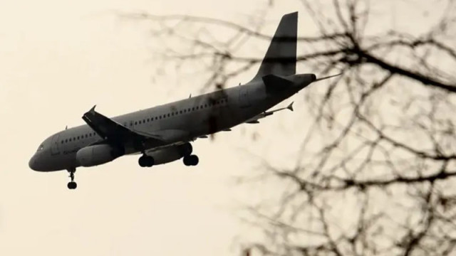 Полети на летище „Берлин-Бранденбург“ временно спрени заради дронове