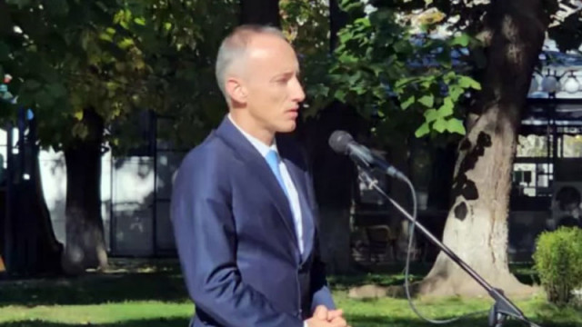 Красимир Вълчев: Първи клас може да се повтаря при незнание на български език