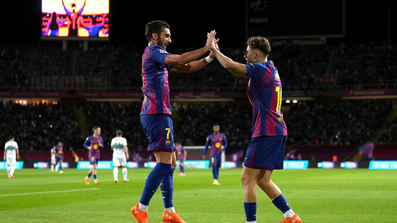 Барса стартира съвземането след Ел Класико с победа над новак