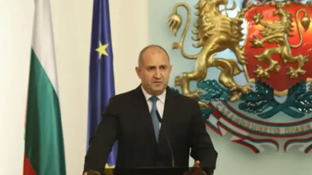 Президентът Румен Радев наложи вето върху закона за разпоредителни сделки с активи на „Лукойл“