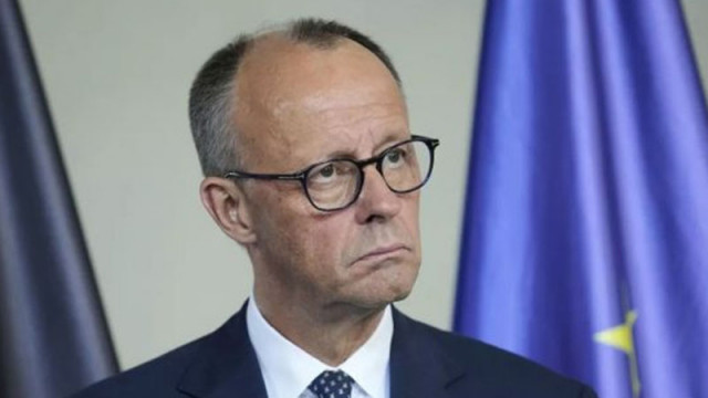 Берлин предлага пари на афганистанци, за да не емигрират в Германия