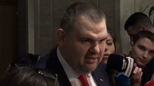 Делян Пеевски: Сатрапът Рашков заедно с момичето с пеньоара се гърчиха като червеи и пак излъгаха