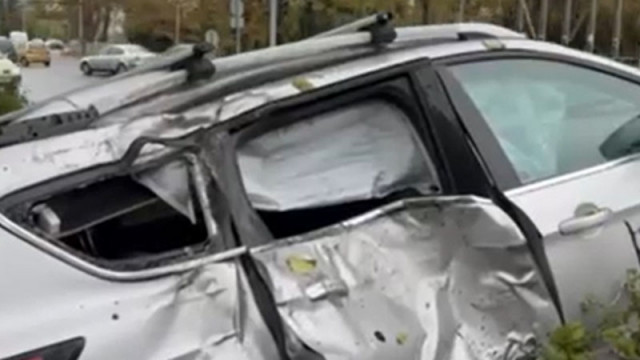 Пиян и друсан мина на червено и се заби зрелищно пред болница в Бургас