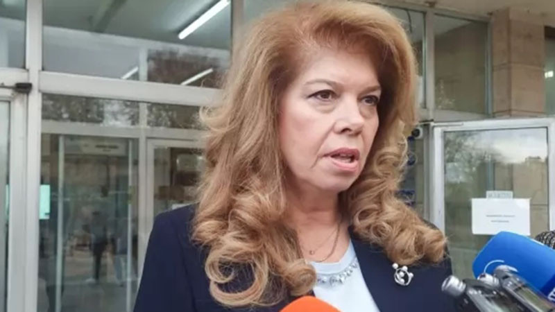 Йотова за "Лукойл": Не знаем откъде ще дойдат доставки и как да не се вдигат цените на горивата