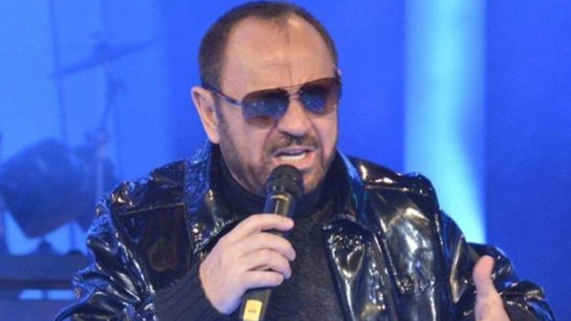 Заключена зала и излъгани фенове: Стотици измамени с фалшив концерт на Миле Китич в Габрово