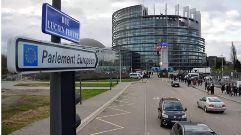 Френски евродепутат: Империализъм! Брюксел иска да ореже суверенитета на страните от ЕС