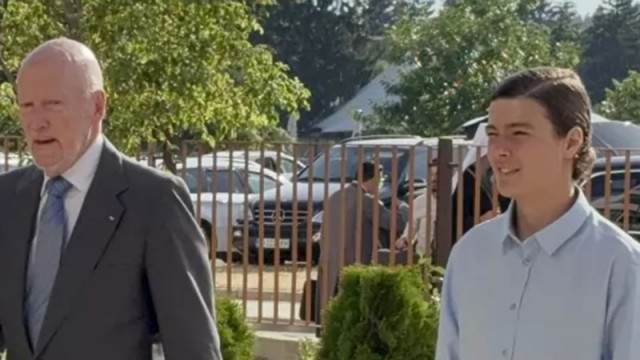 Внукът на цар Симеон II заминава за Шаолин след парад като гвардеец в Елин Пелин