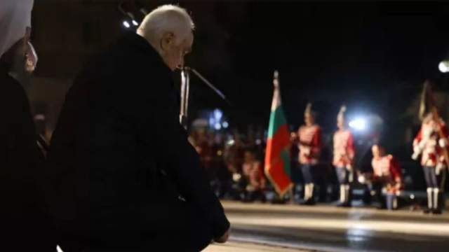 С тържествена заря-проверка в Сливница бяха отбелязани 140 г. от Сръбско-българската война