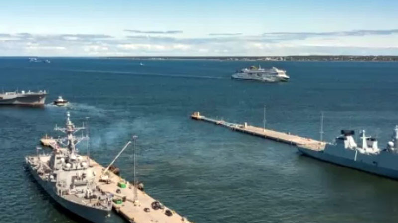 НАТО тренира борба с подводници в Балтийско море