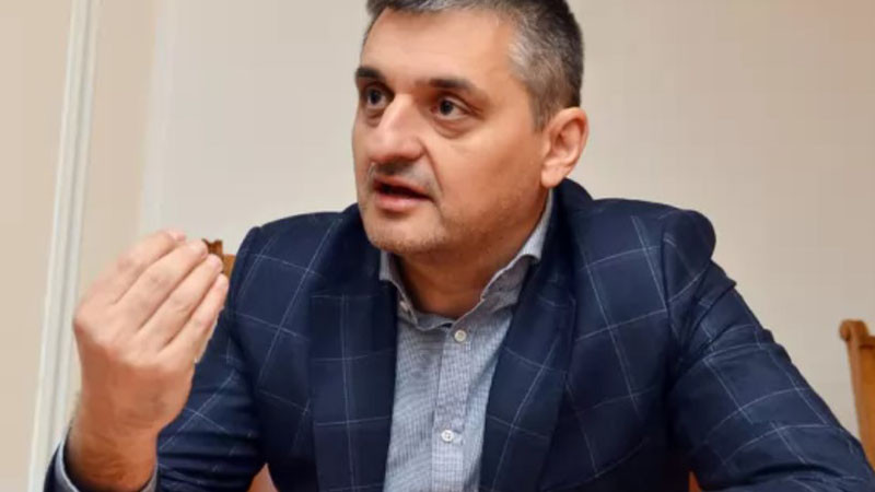 К. Добрев: Мобилните оператори няма да задържат клиентите си чрез неустойки при промяна на цените