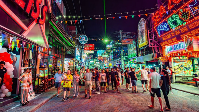 Туристите планиращи пътуване до Тайланд са предупредени да се запознаят