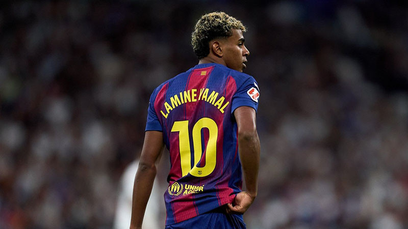 Казусът Ямал: Как федерацията и Барса ще стопят ледовете?