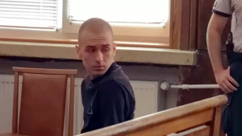 Парична гаранция от 4000 лв.и подписка за 19-годишния, обвинен за побоя над шефа на полицията в Русе