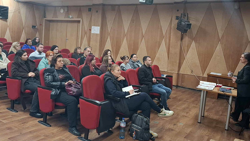 Община Варна провежда обучение за превенция на употребата на наркотични вещества сред ученици