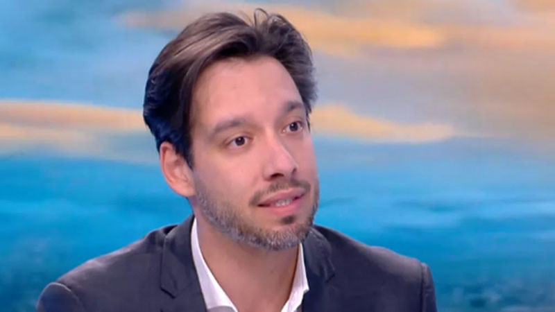 Бонев: Поне 500 места ще се освободят заради "жестокото" увеличение на цената на служебния абонамент