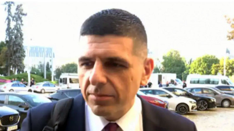 Ивайло Мирчев: Имам дълбоки съмнения за назначението на Румен Спецов за особен управител на "Лукойл"