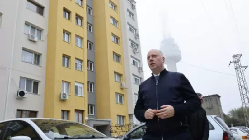 Премиерът: Еднофамилните къщи ще бъдат санирани с финансиране от специален фонд