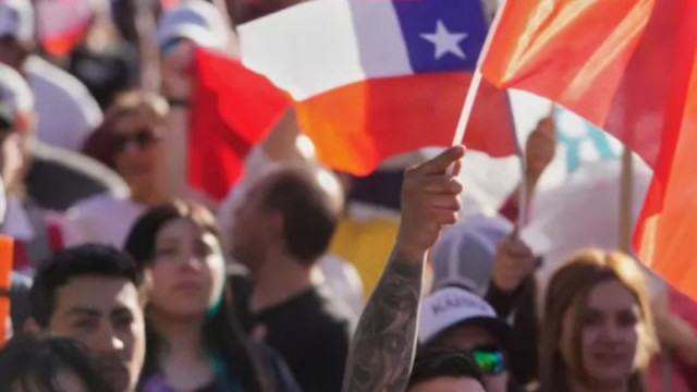 Чили гласува за парламент и президент - комунистка срещу ултраконсервативен юрист